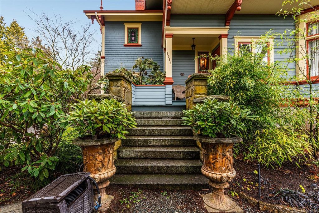 listing image 16042417841196045585