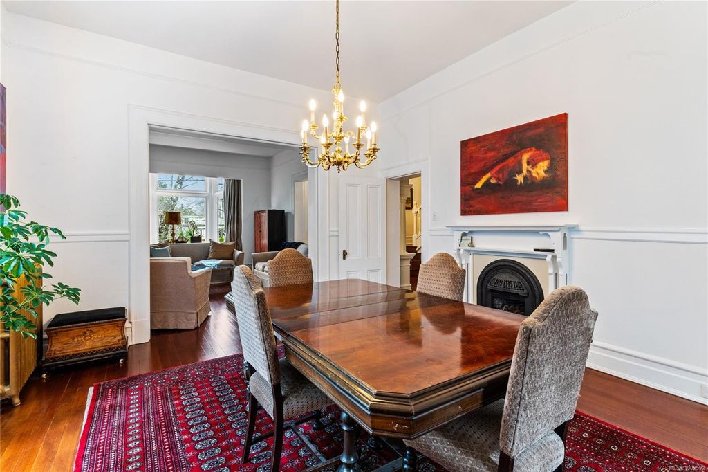 listing image 16040783440484902619