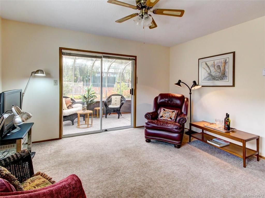 listing image 16049234415084066527