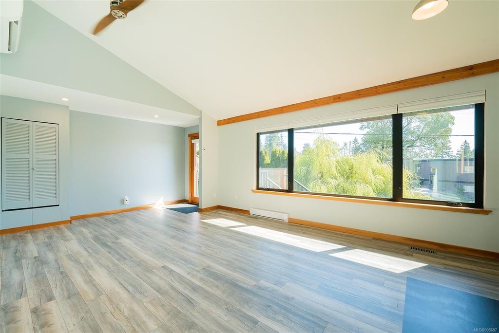 listing image 16043738935486134946