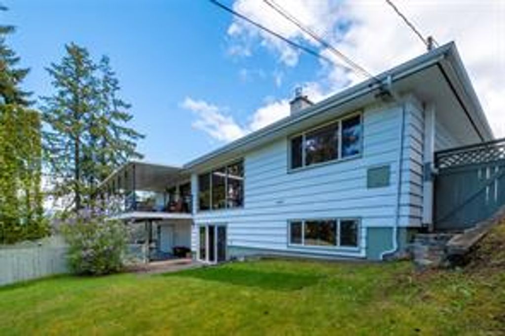listing image 16043594396149698693