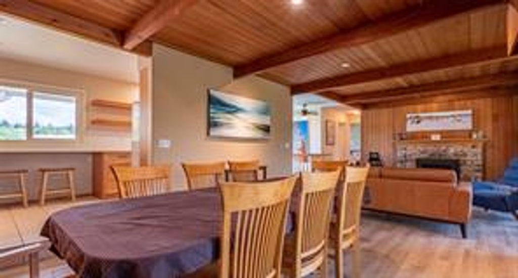 listing image 16048026445899668774