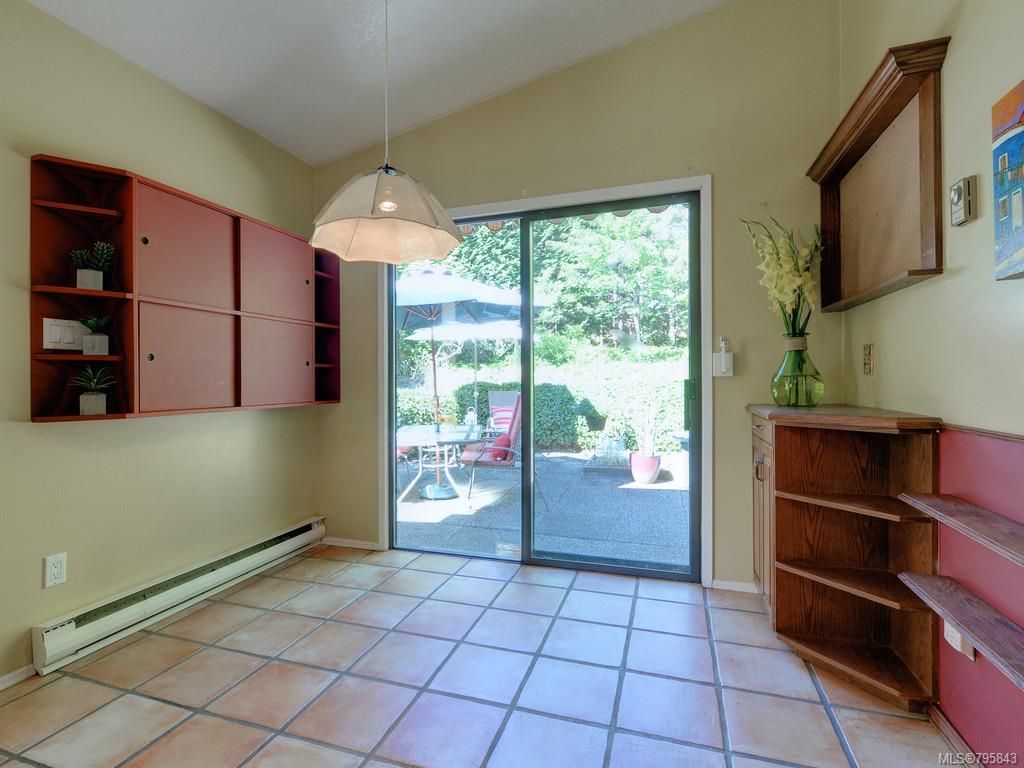 listing image 16042511449113604867