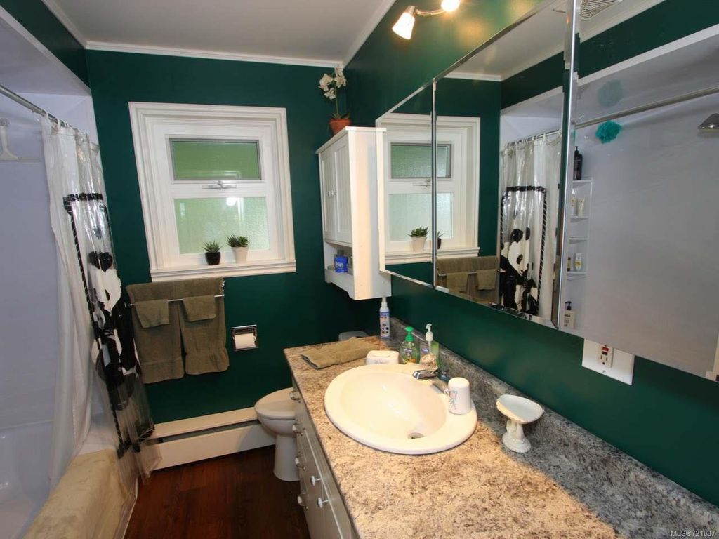 listing image 16044762115080042792