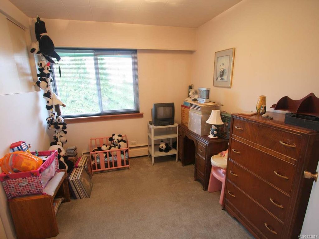 listing image 16042285302658077842