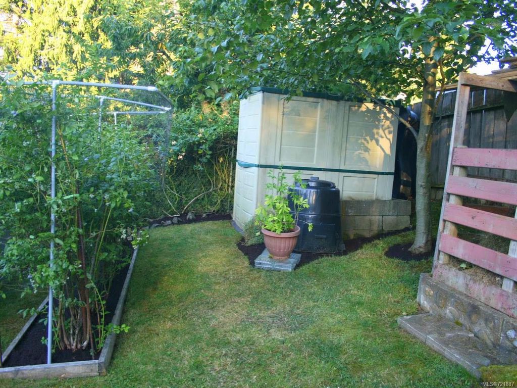 listing image 16048423491374555948