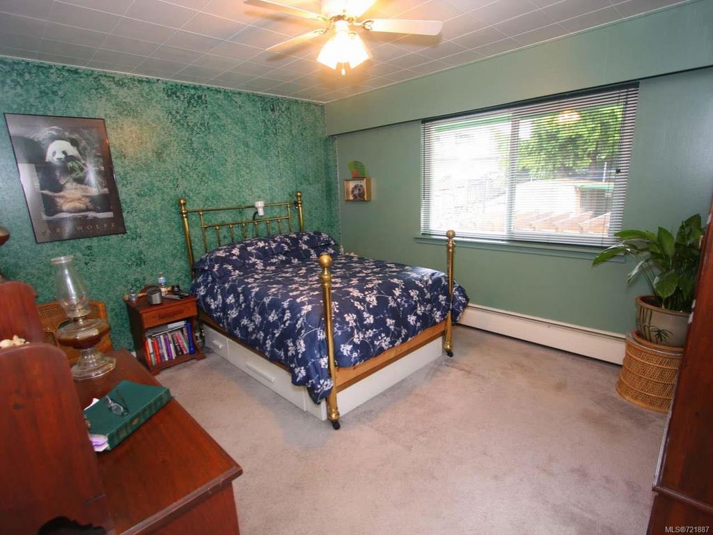 listing image 16049077227260253119