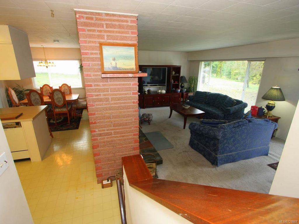 listing image 16041086746018150081