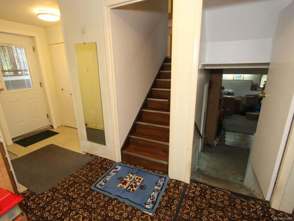 listing image 16044042138250085439