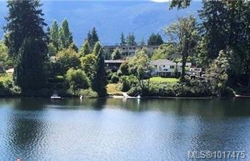 listing image 16042470811733102594