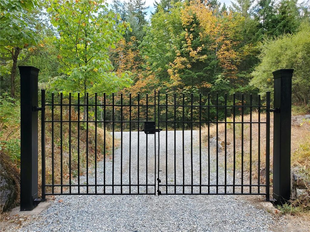 listing image 16042446732904358886