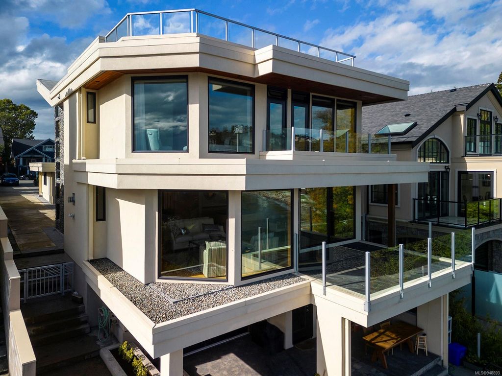 listing image 16046014558654540508