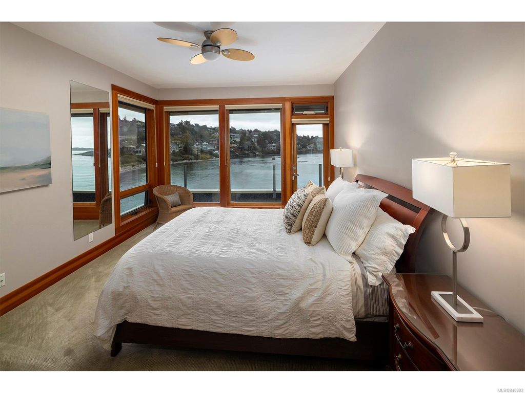 listing image 16044251681144367732