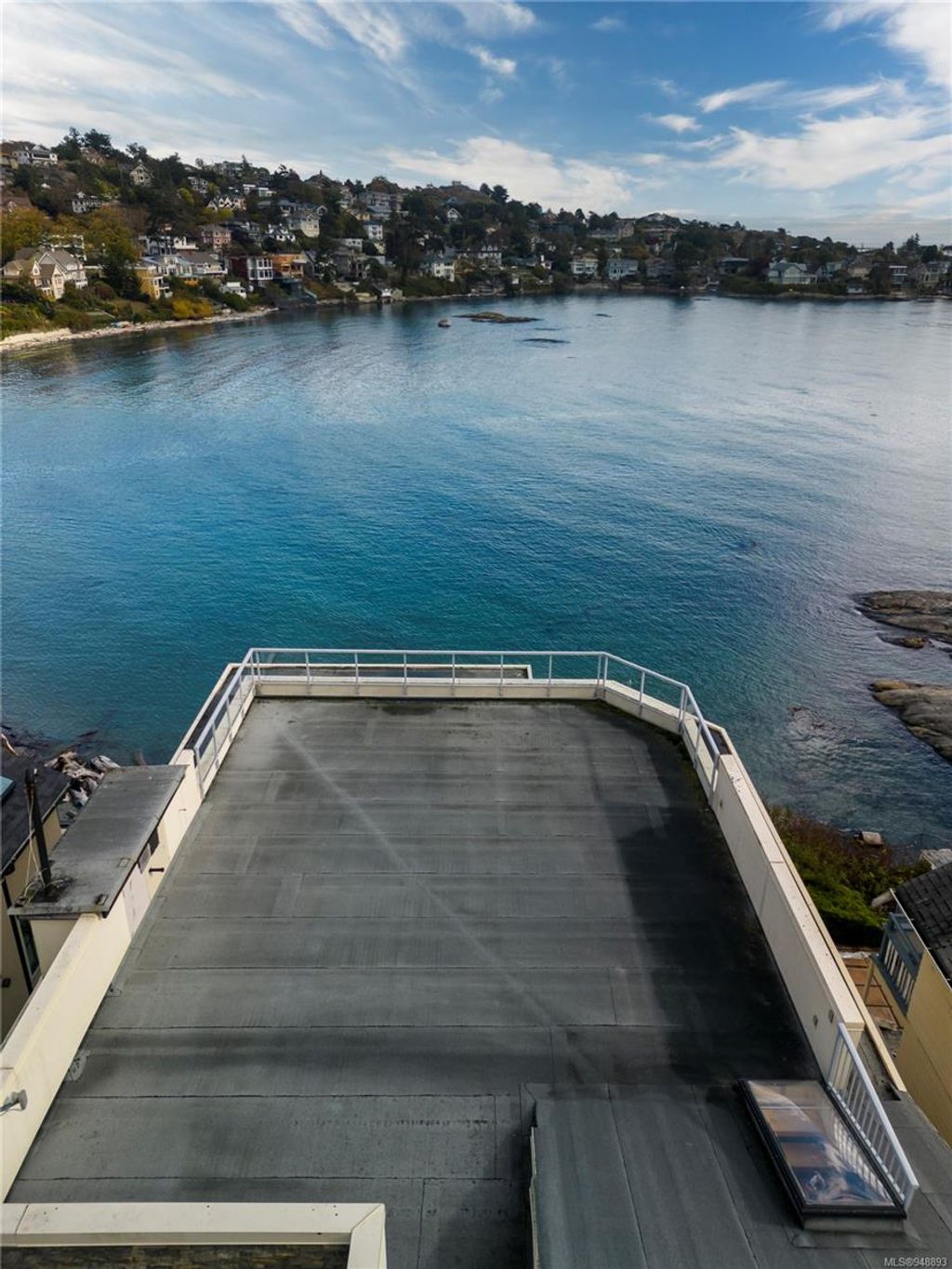 listing image 16049014840445719797