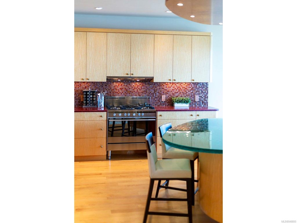 listing image 16046173026391271565