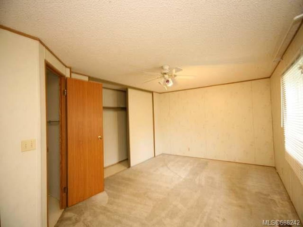 listing image 16045115317613256765