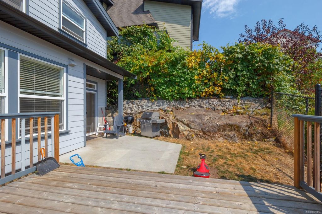 listing image 16044228024880