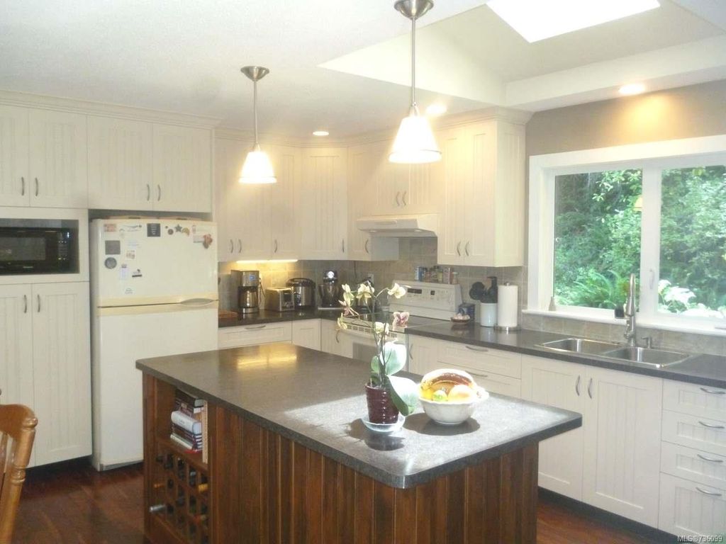 listing image 16040996465171324860