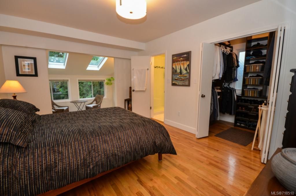 listing image 16044791501609206861