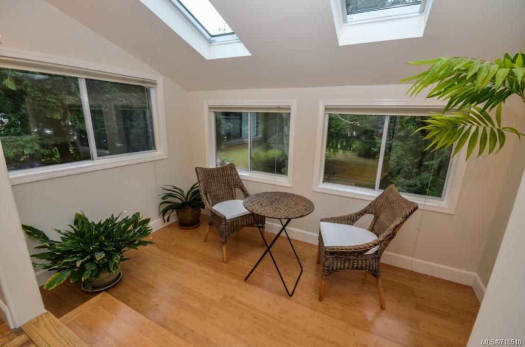 listing image 16049515785123373444