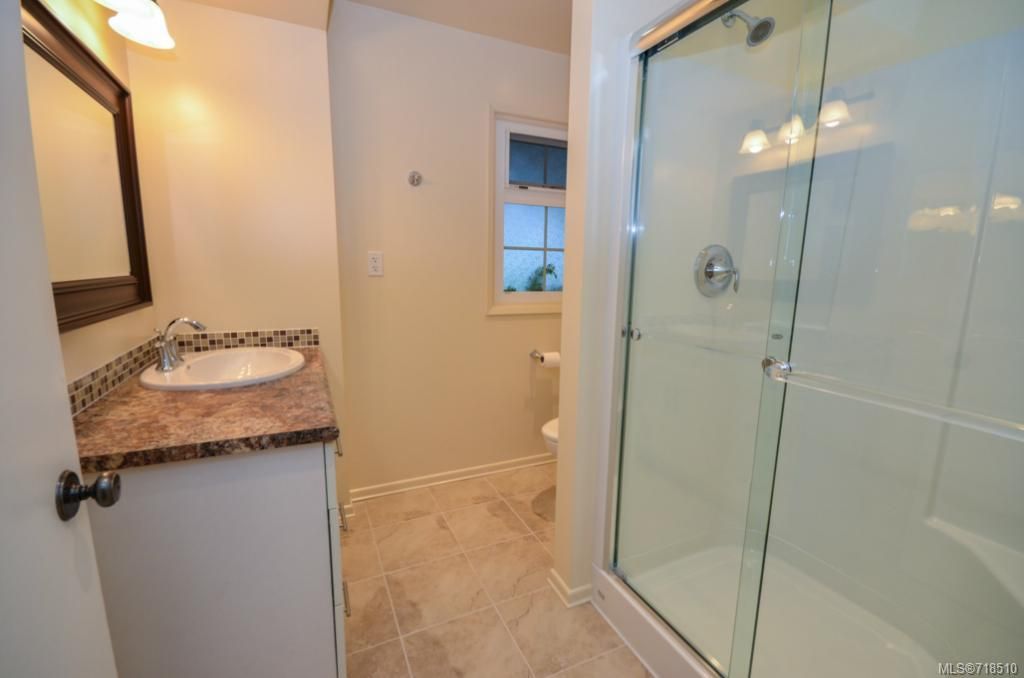 listing image 16040367382291823279