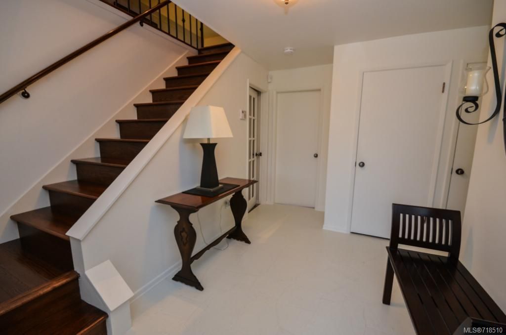 listing image 16041687065527891226