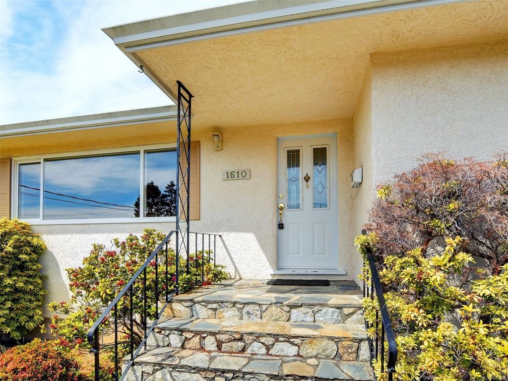listing image 16043381284966539675