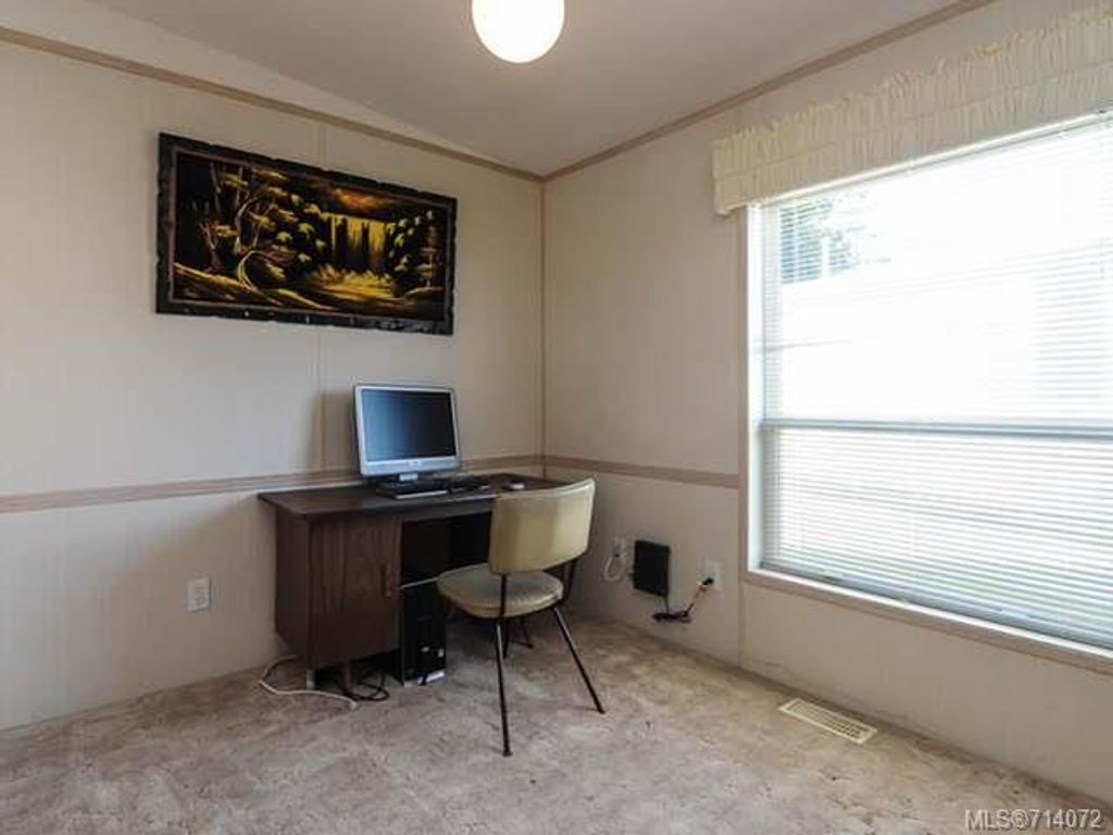 listing image 16047765747047740647