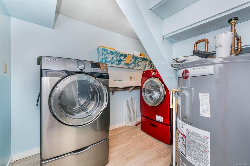listing image 16040975745001937840