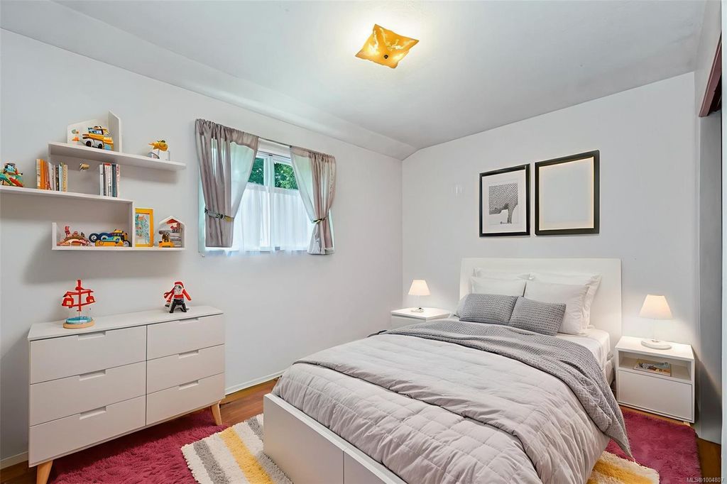 listing image 16043406608229118769