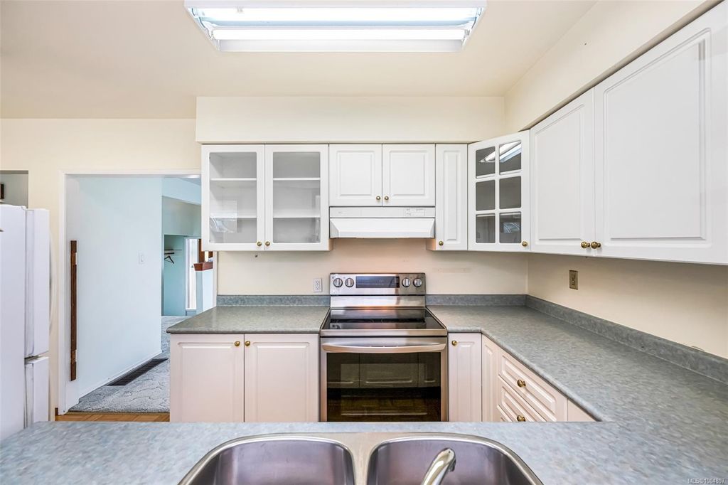 listing image 16040092819816005144