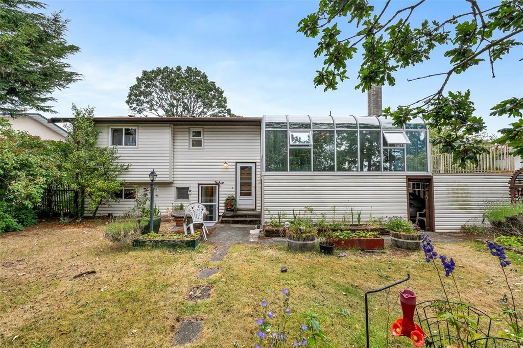 listing image 16041761889740773550