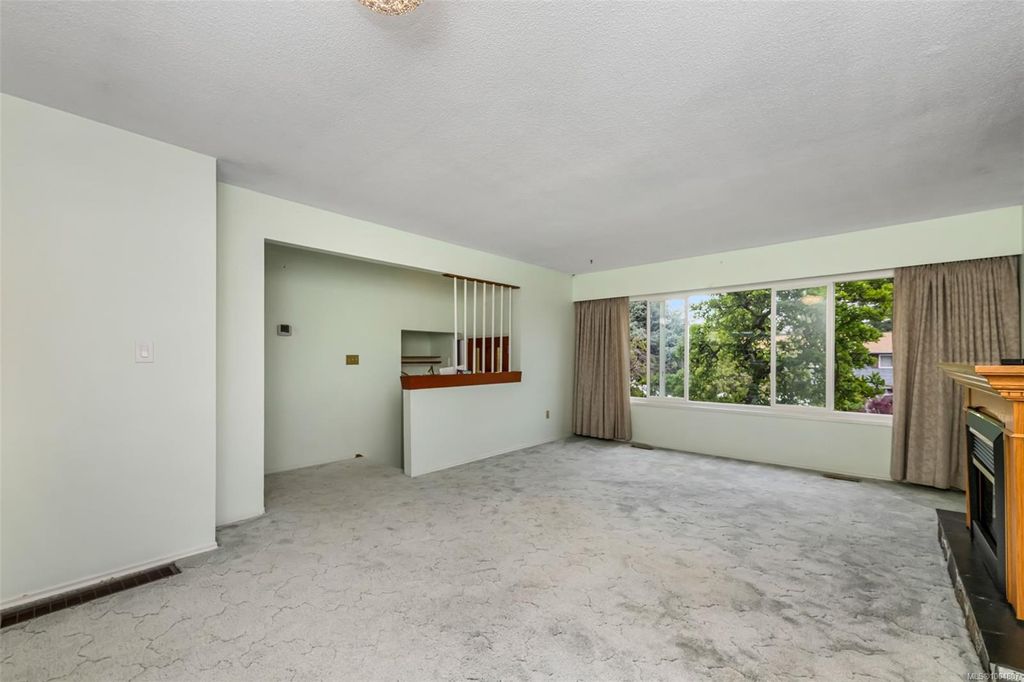 listing image 16041436047025133479