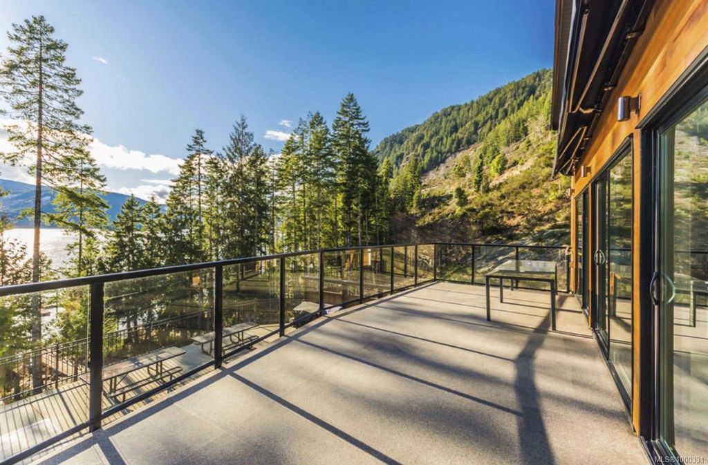 listing image 16046269692912049916