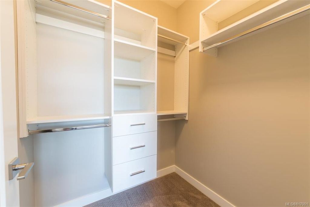 listing image 1604375341703