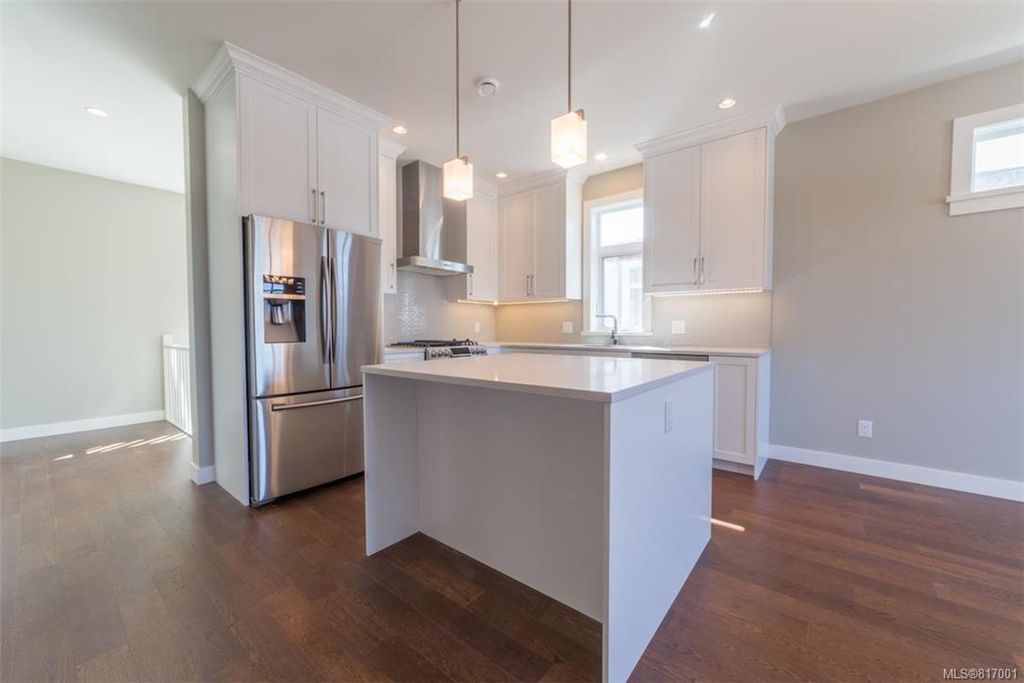 listing image 16041386941489