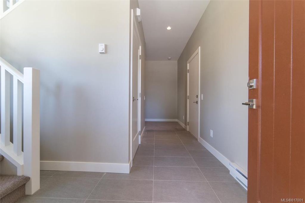 listing image 16043743915162