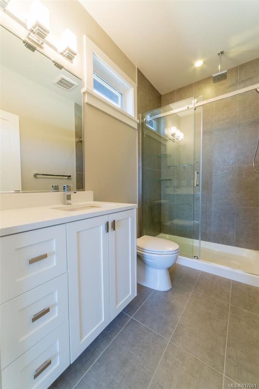 listing image 16043708369186