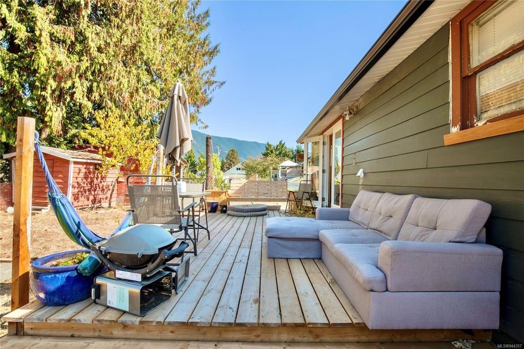 listing image 16047441326306310689