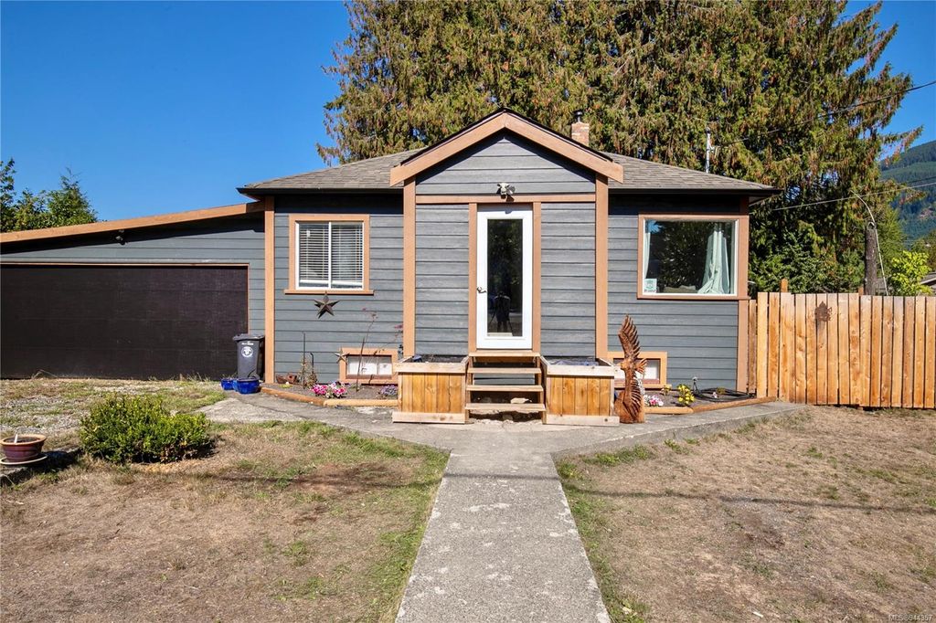 listing image 16042261349282963843