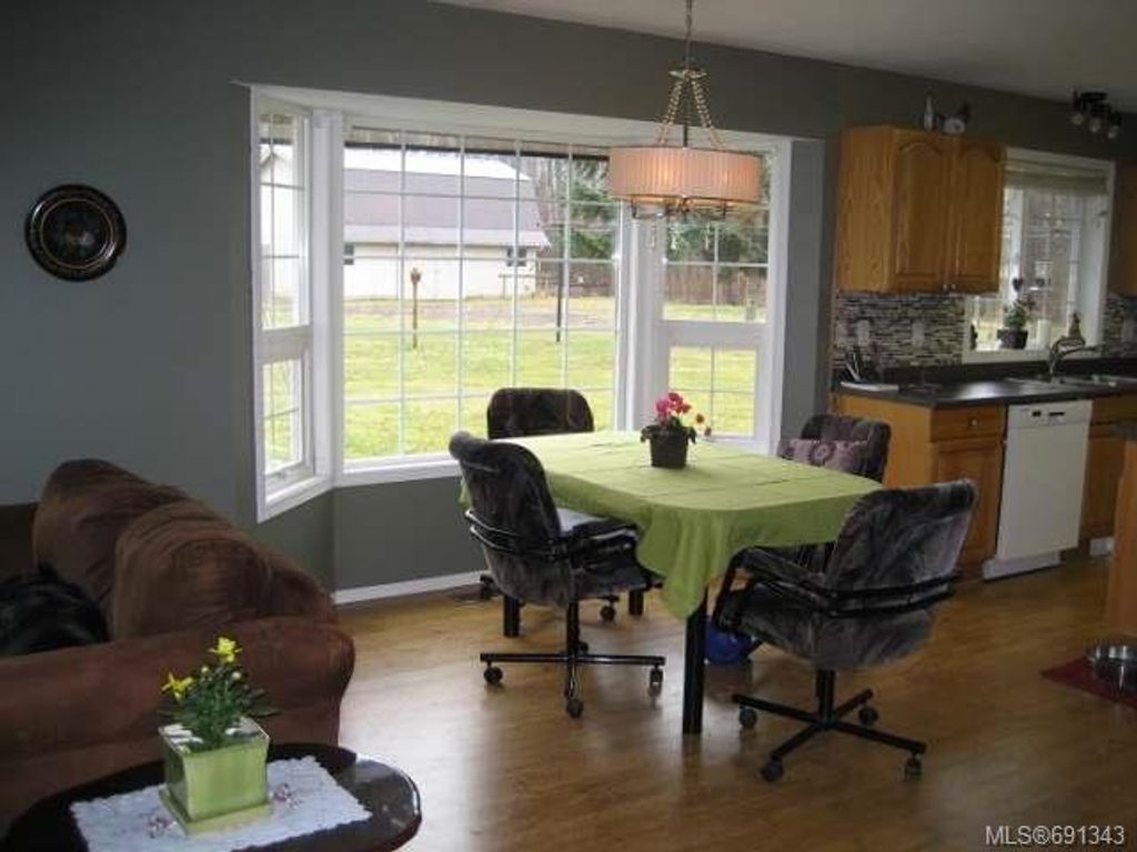 listing image 16047543661676184214