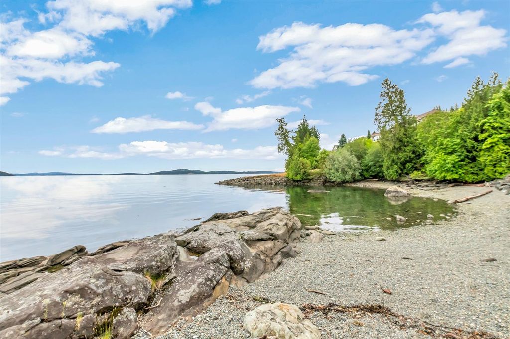 listing image 16041689917941