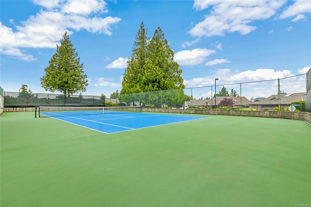 listing image 16041563036440