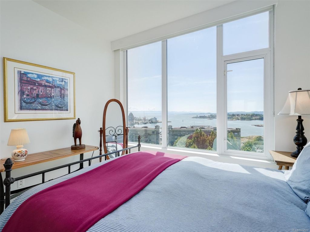 listing image 16040892165364973791