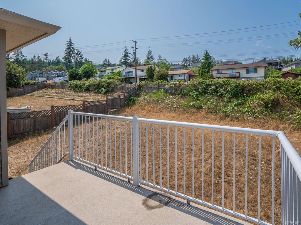 listing image 16049718916366430492