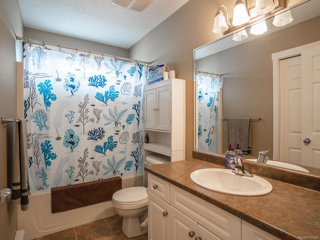 listing image 16049938168866735216