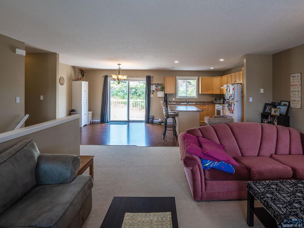 listing image 16042063615849634054