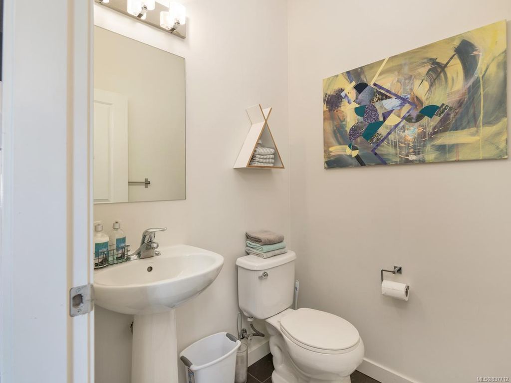 listing image 16043485335164161220