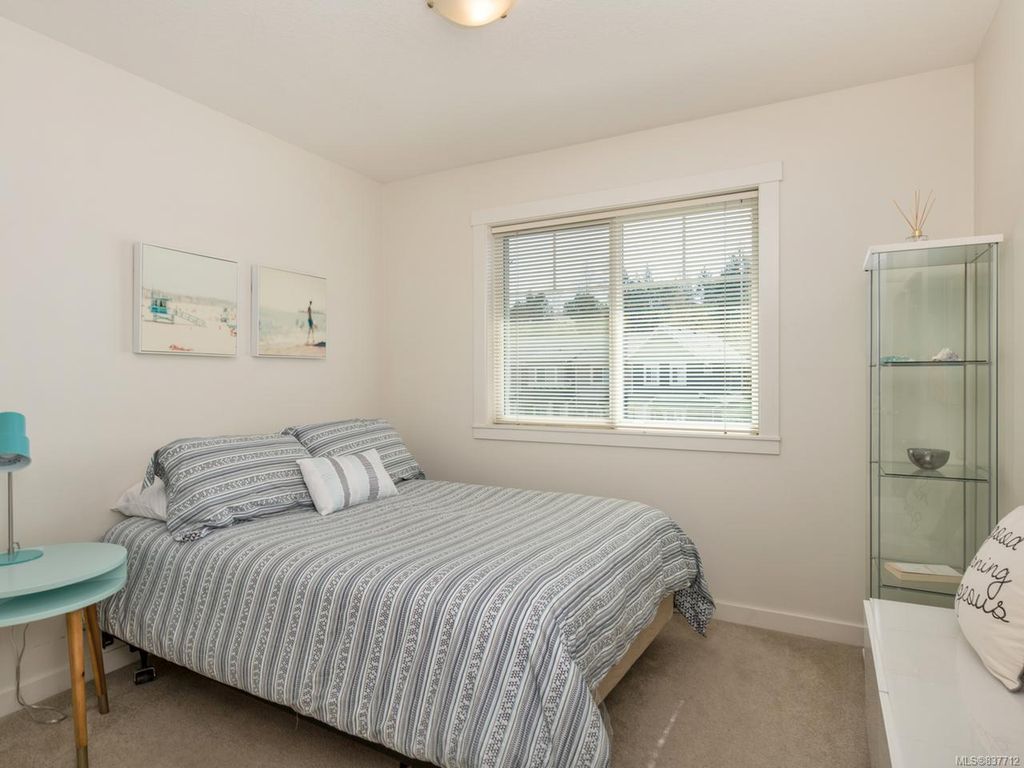 listing image 16043566644022096985