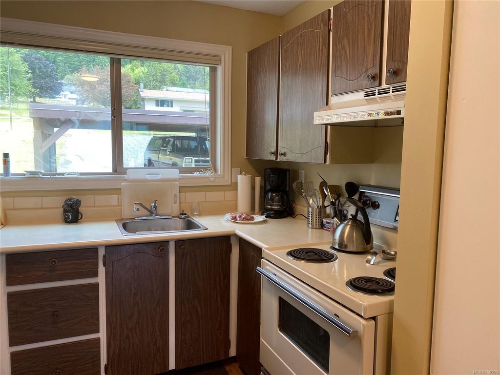 listing image 16040322174871027283